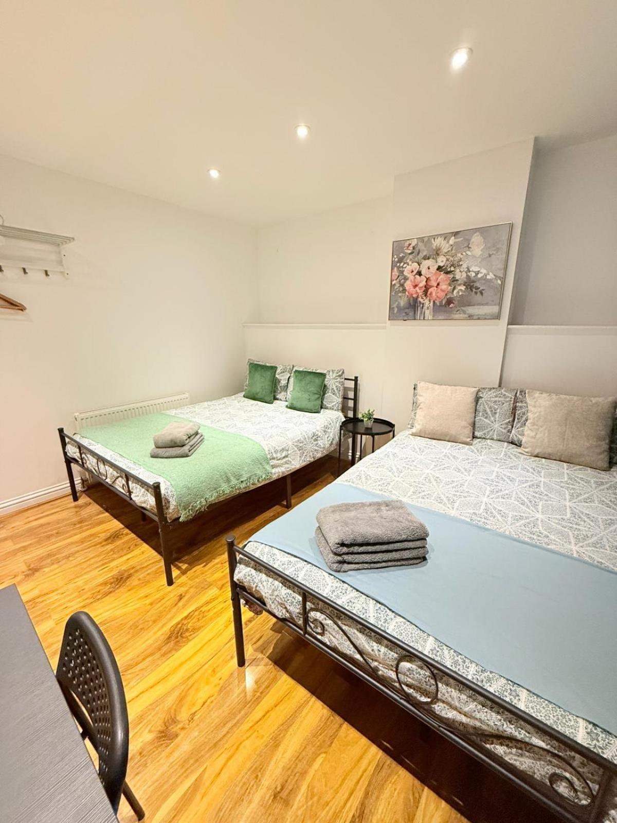 לונדון Kensington Guest Rooms 98 מראה חיצוני תמונה