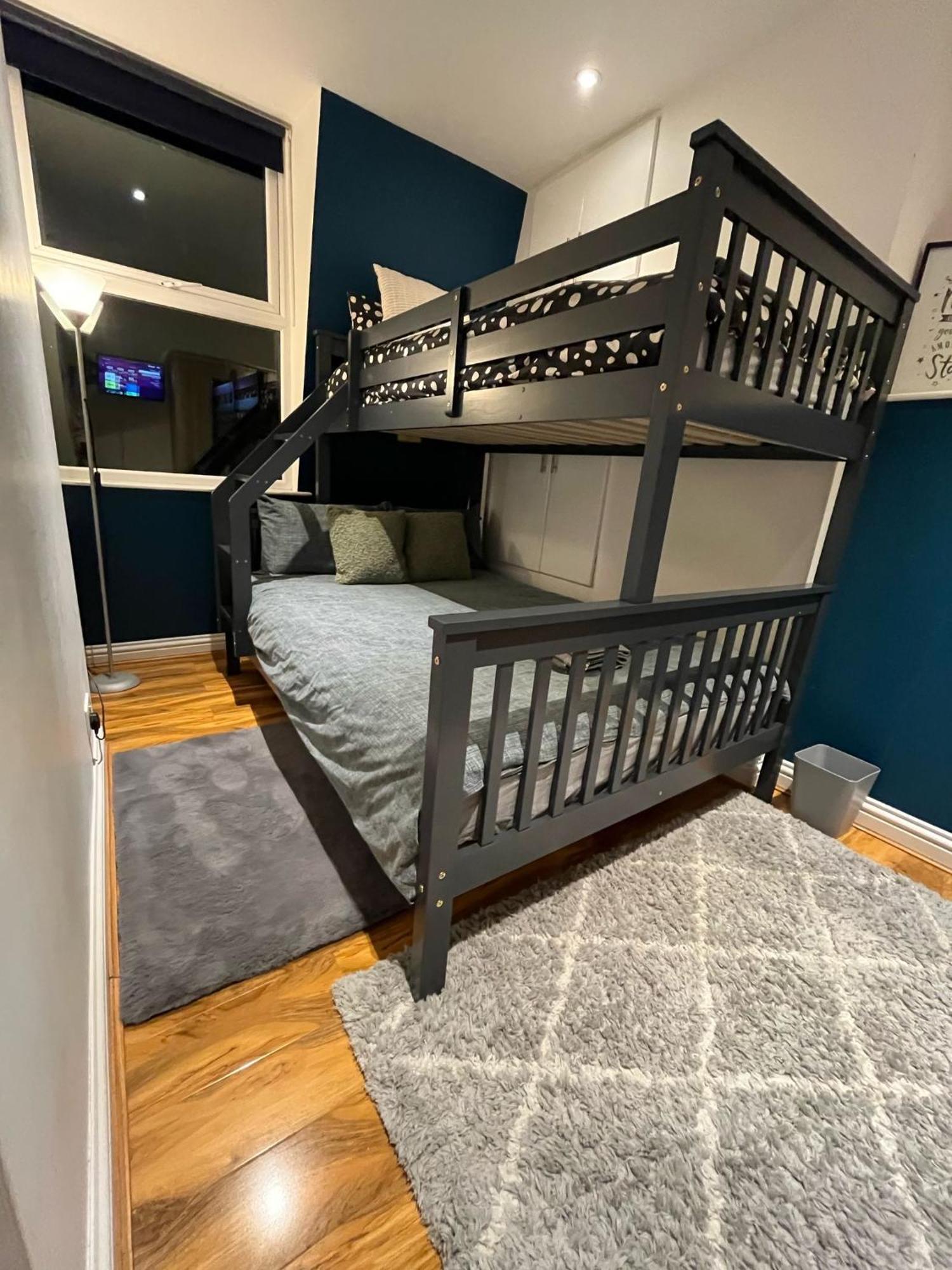 לונדון Kensington Guest Rooms 98 מראה חיצוני תמונה